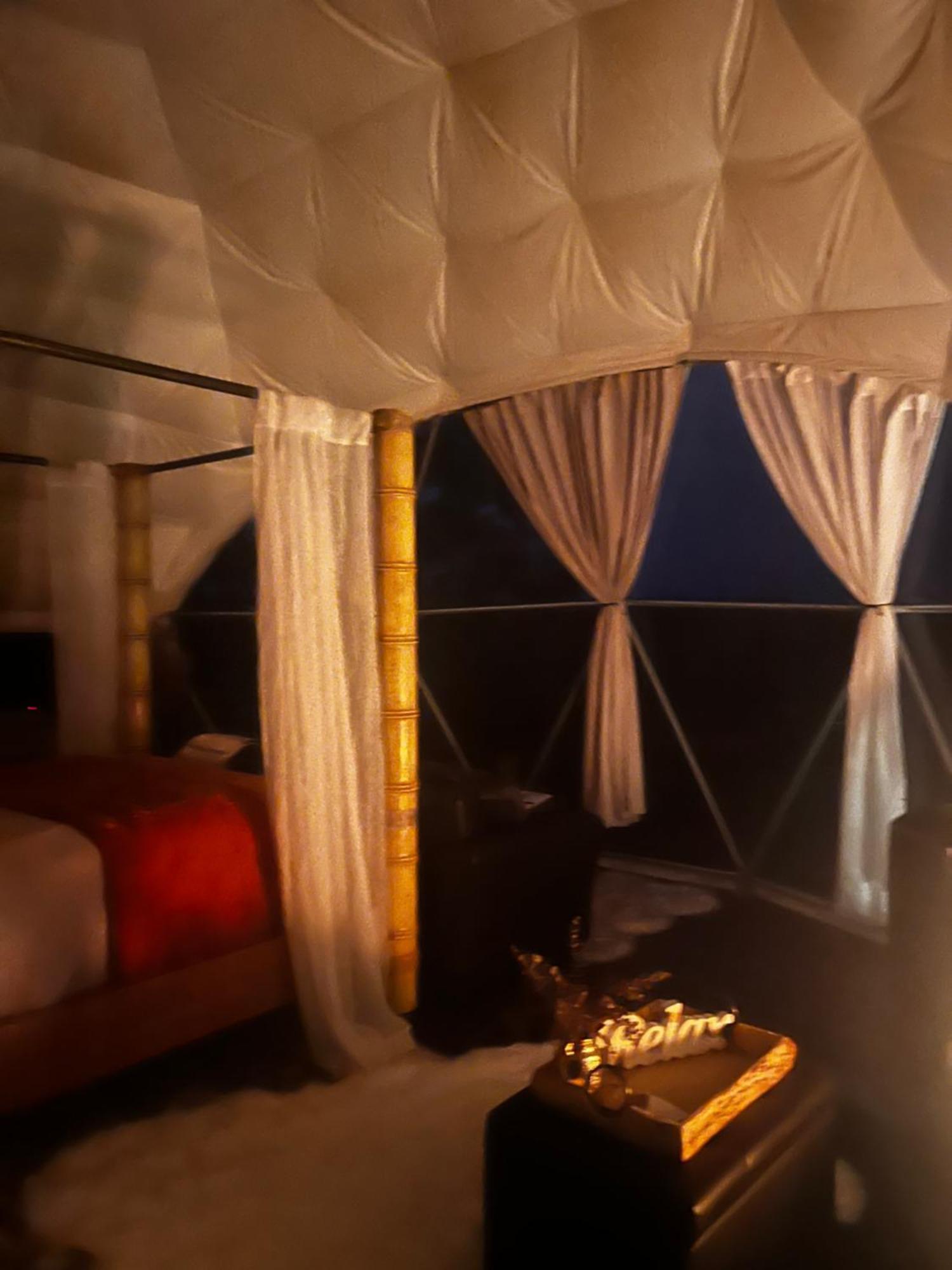 Waterfront Luxury Glamping Dome Hotel Rogersville Bagian luar foto
